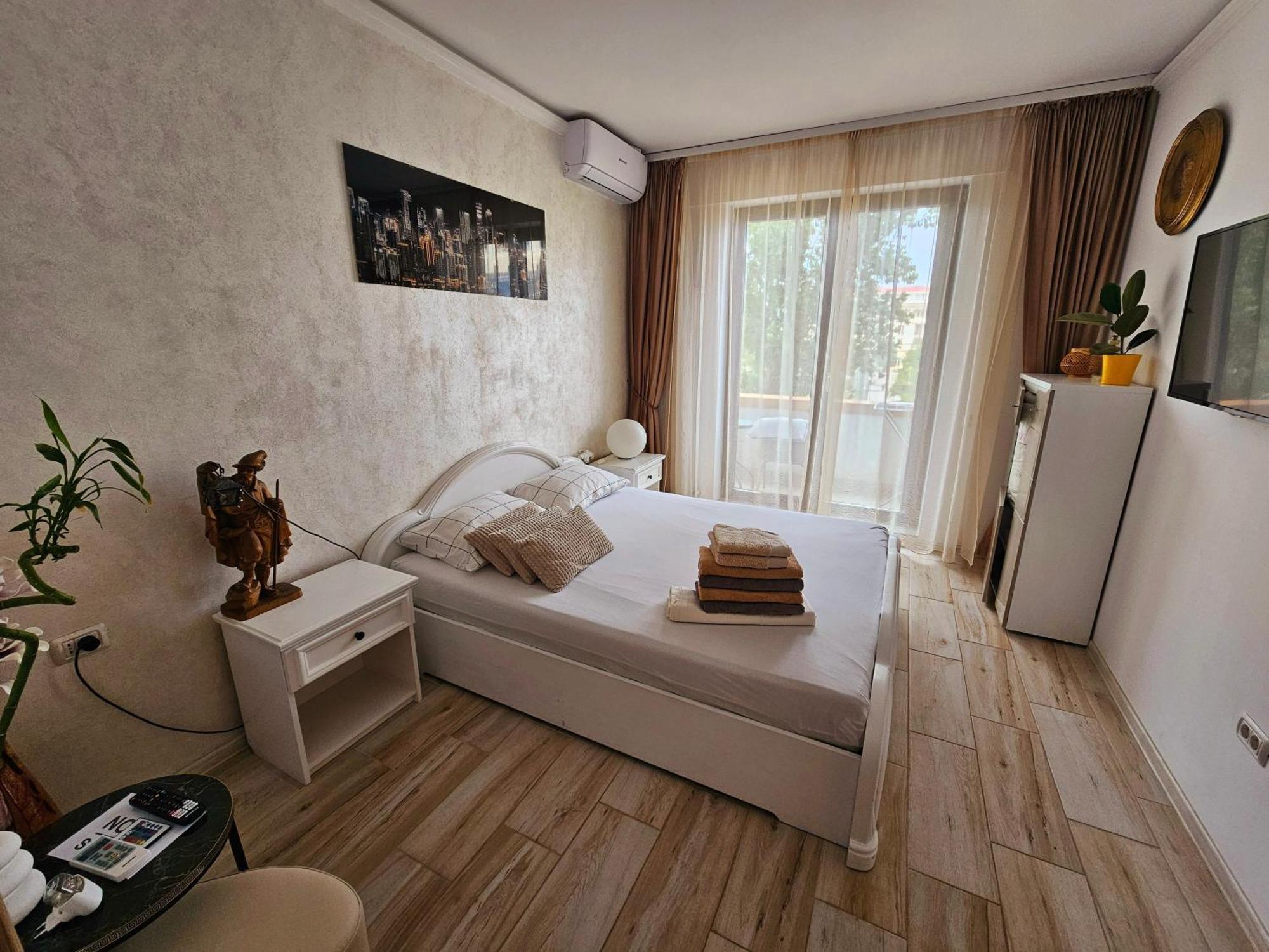 Andrew'S Apartment Central Mamaia Exterior foto